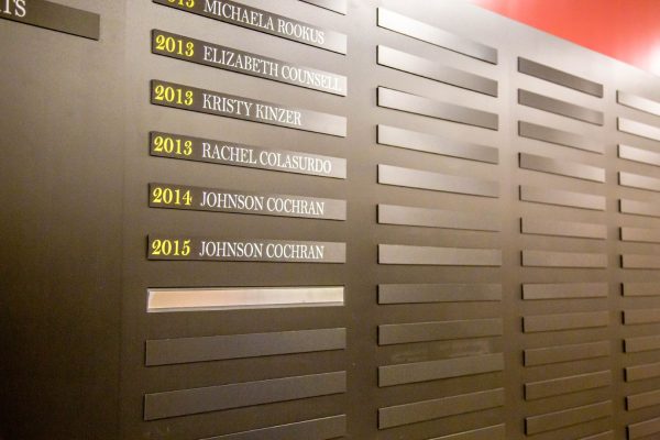 AwardWalls_CalvinColAquaticCenter-6